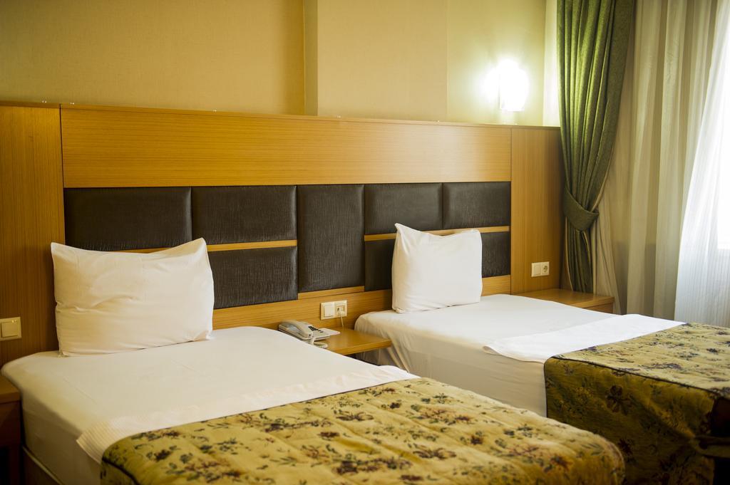 Pinar Elite Hotel Adana Rum bild