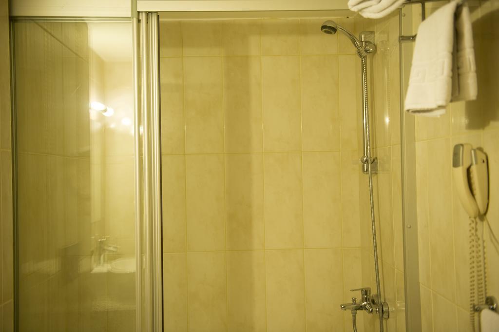 Pinar Elite Hotel Adana Rum bild